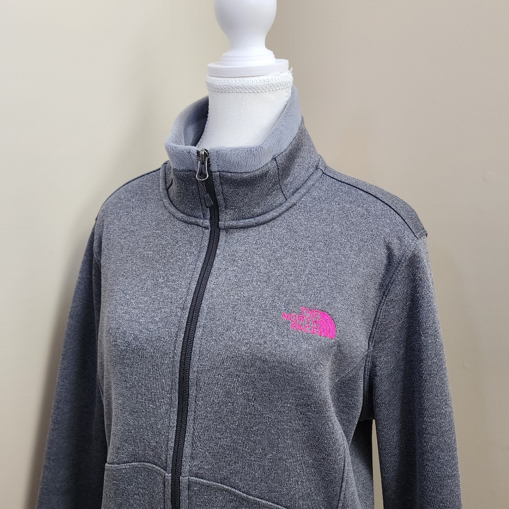 ⭐️ The North Face Zip Fleece